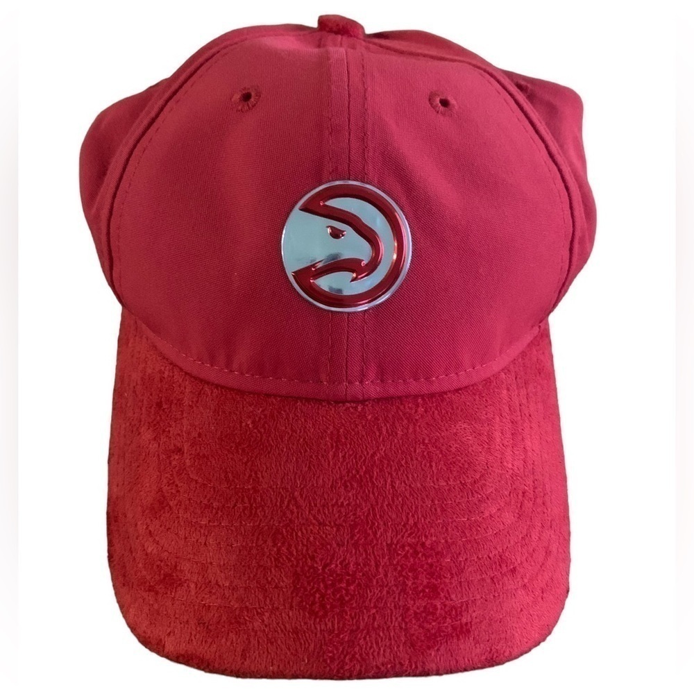 New Era NBA Atlanta Hawks Hat Red Textured Bill SnapBack Cap OS
